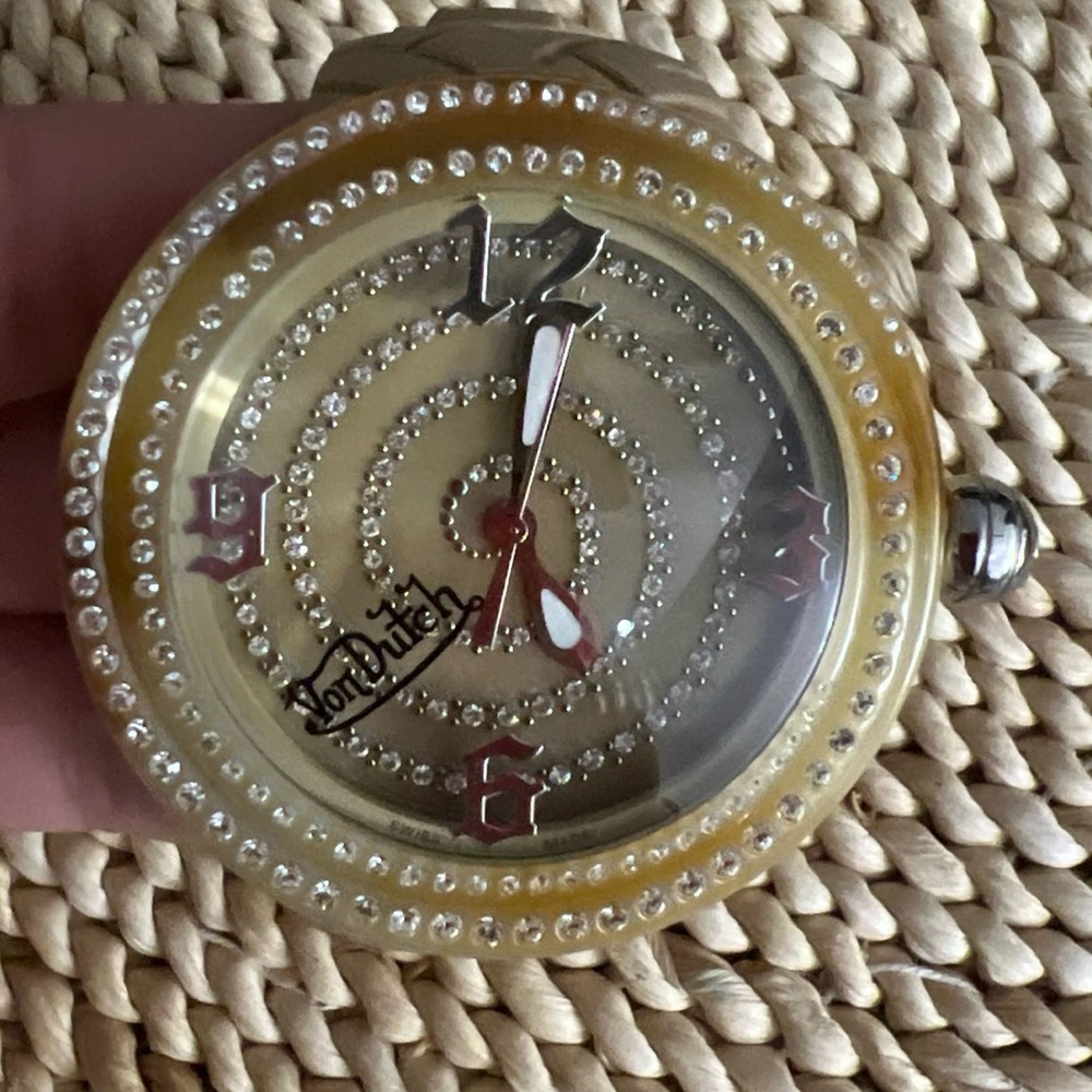 VON DUTCH WOMENS LARGE DAZZLING CRYSTALS AMBER & SILVER LUXURY SWISS WAT…
